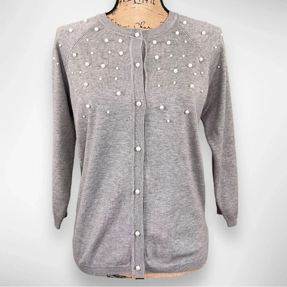 CARMEN MARC VALVO Women's Gray Cardigan With Pearl Embellishments Large | EUC